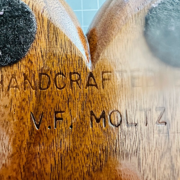 Vintage Wood Heart Box Initial T - Picture 11 of 17